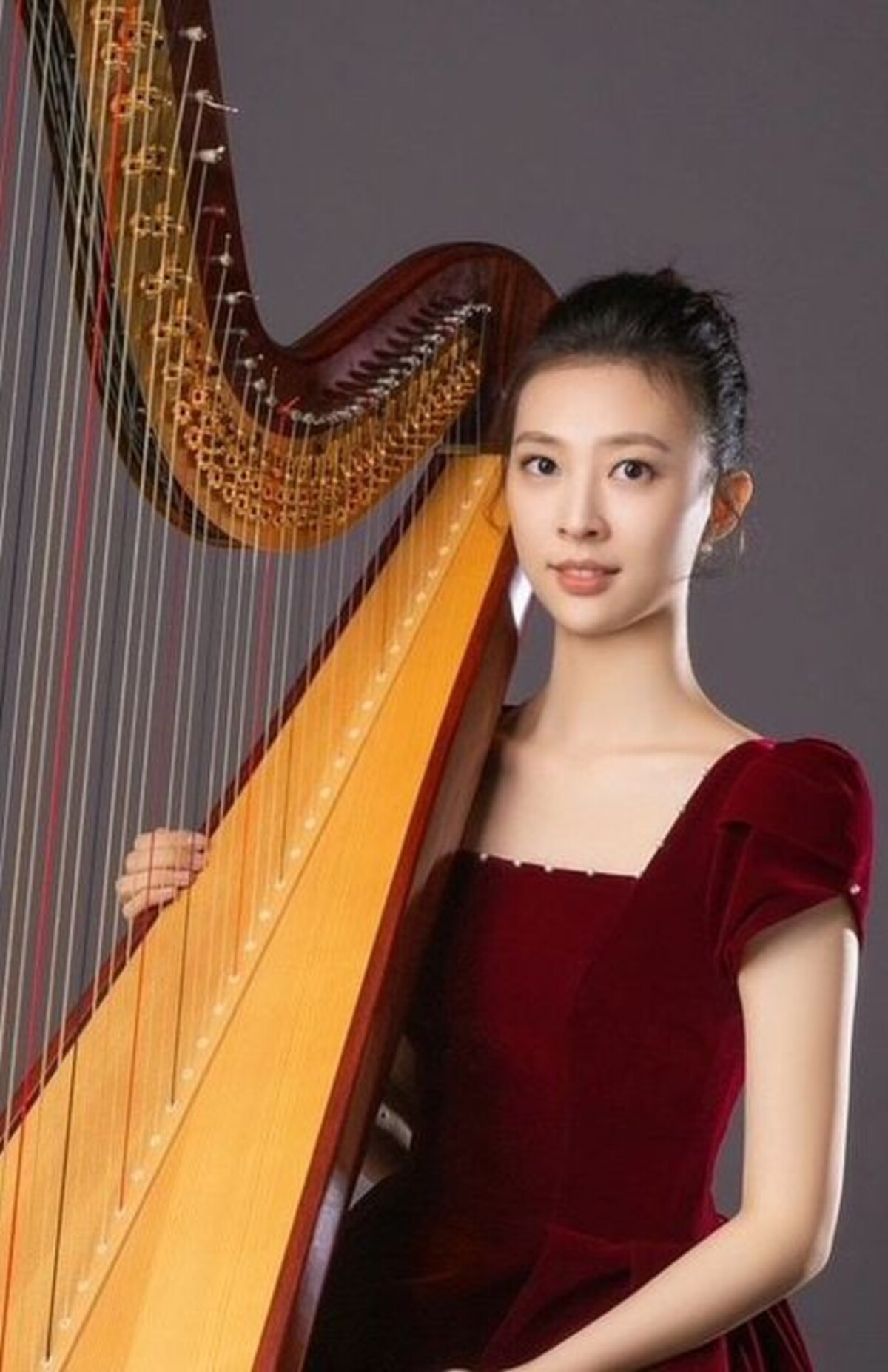 Yushan Zhang